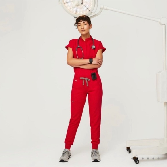 FIGS ZAMORA TALL JAGGERS SCRUB PANTS IN POP RED - Picture 1 of 8